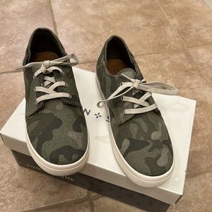 SUN + STONE kids Kiva Lace-up Core Sneakers